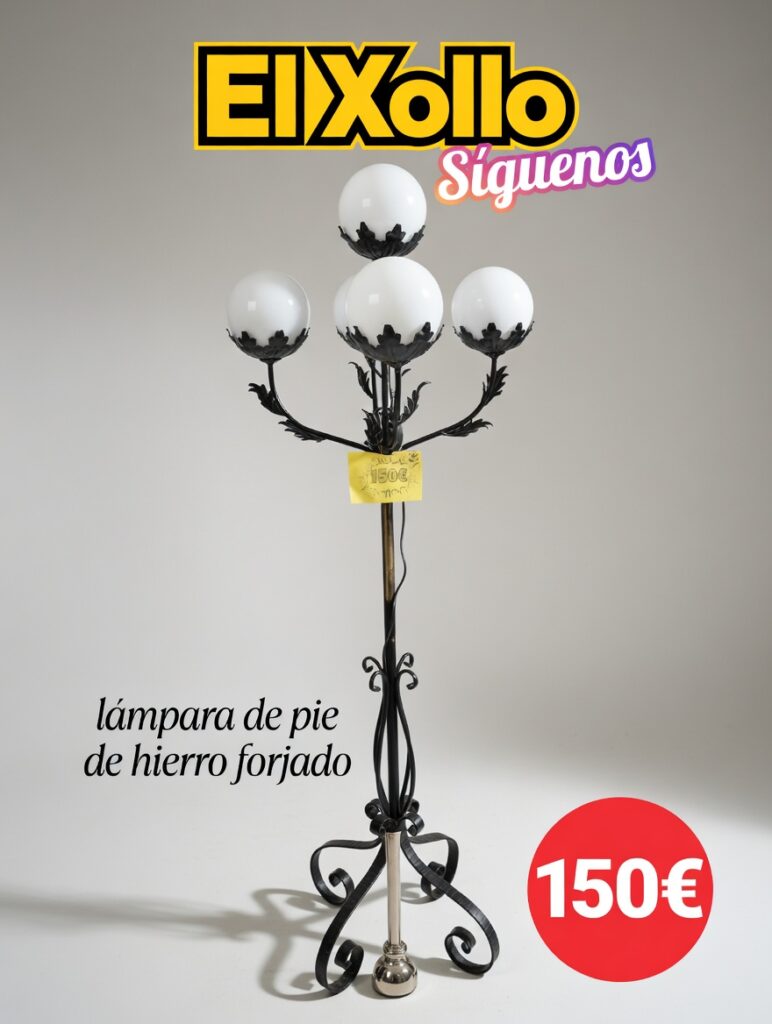 lámpara de pie de hierro forjado