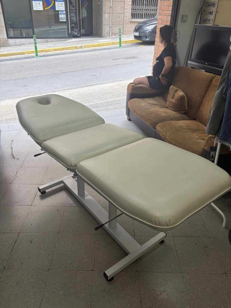 Camilla de estética profesional